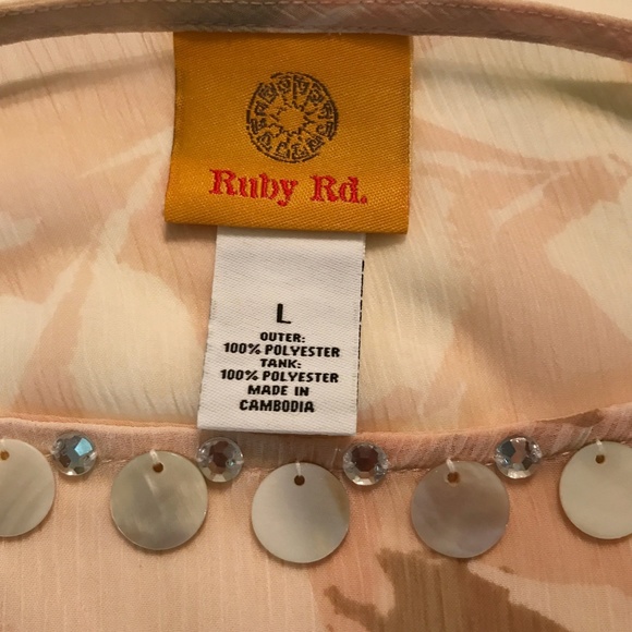 RUBY RD. FLUTTER SLEEVE TOP SIZE L - Picture 3 of 5